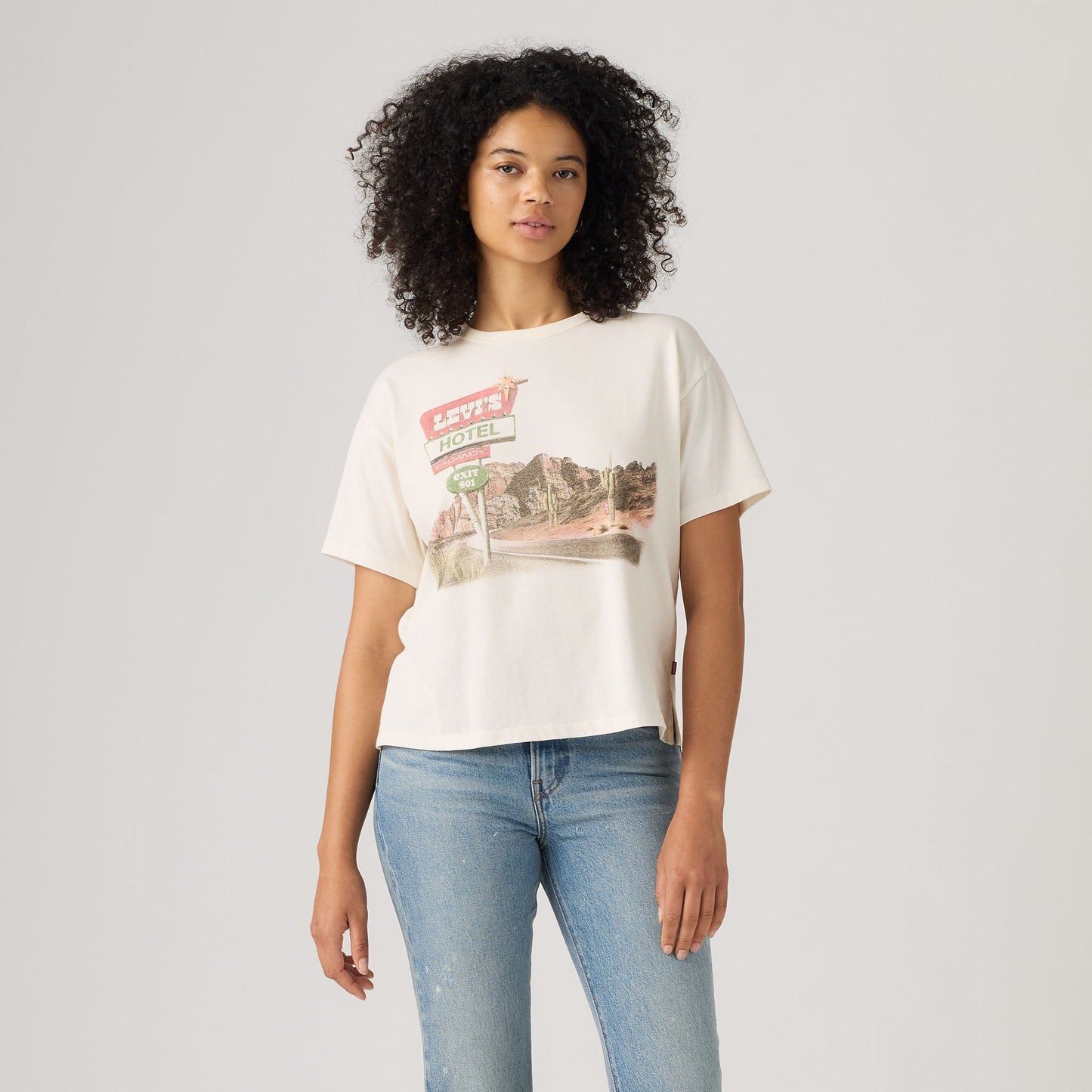 Levi's® Women's Graphic Vintage Short-Sleeve Tee