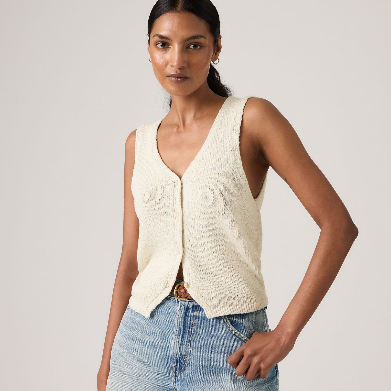 Main 1 - Levi's® Women's Helen Mini Boucle Vest - 005AB0000