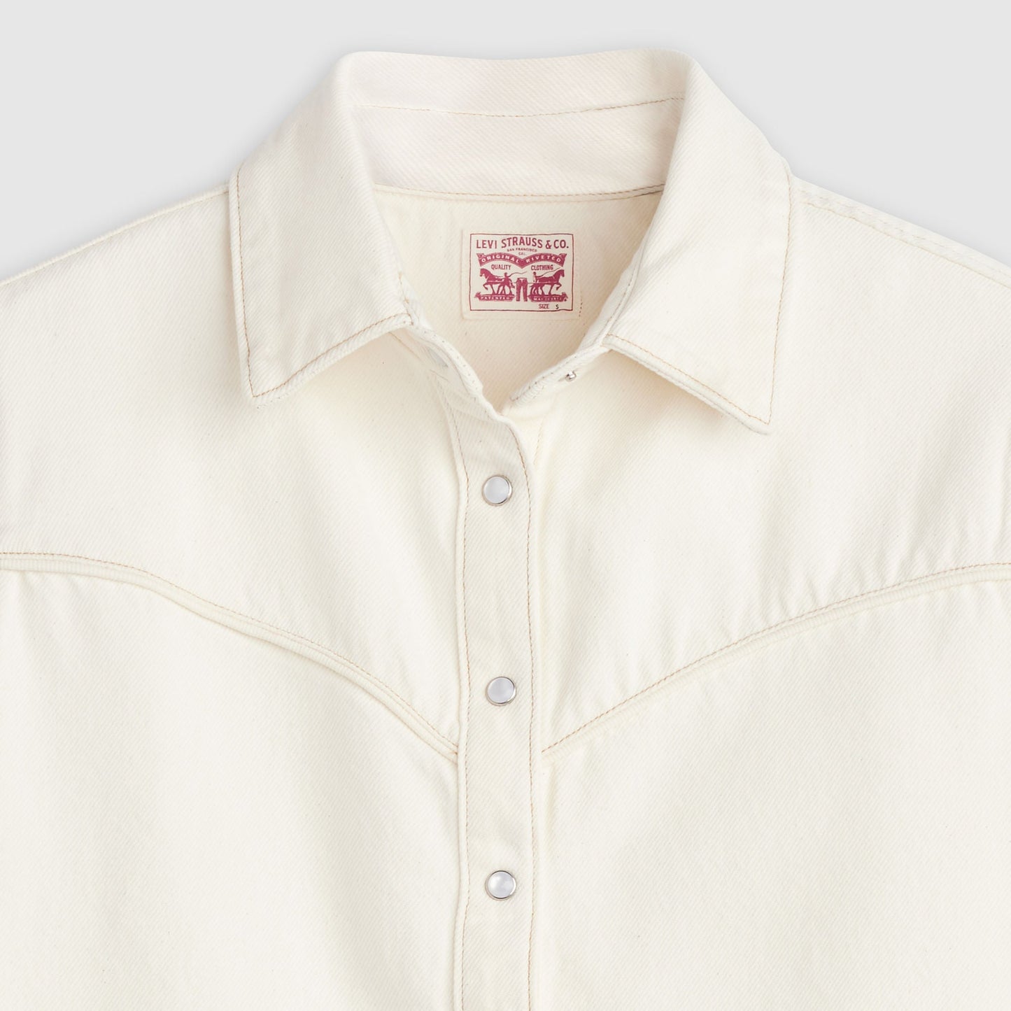 Levi's® Women's Logan Short-Sleeve Denim Shirt