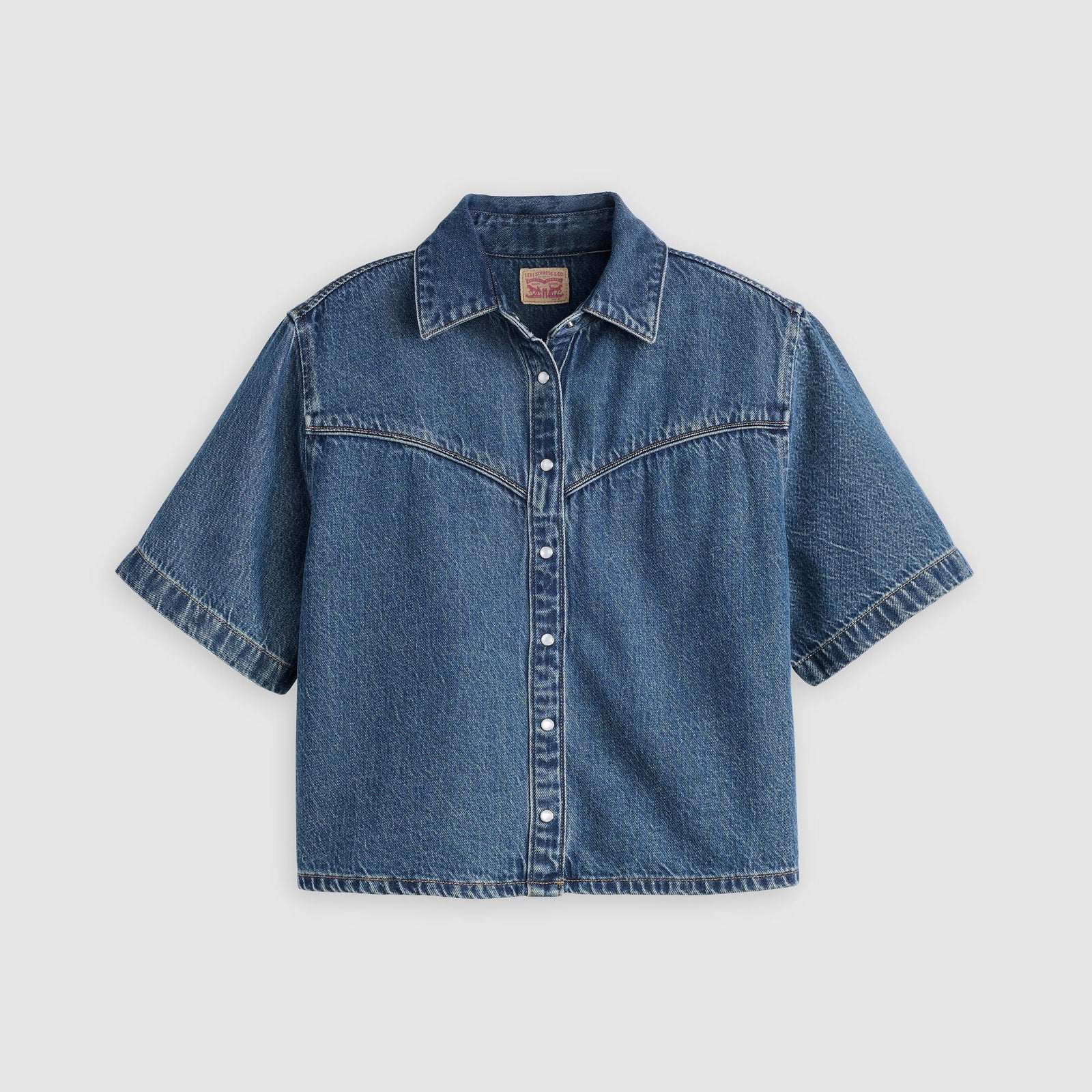 Main 5 - Levi's® Women's Logan Short-Sleeve Denim Shirt - 005CR0003