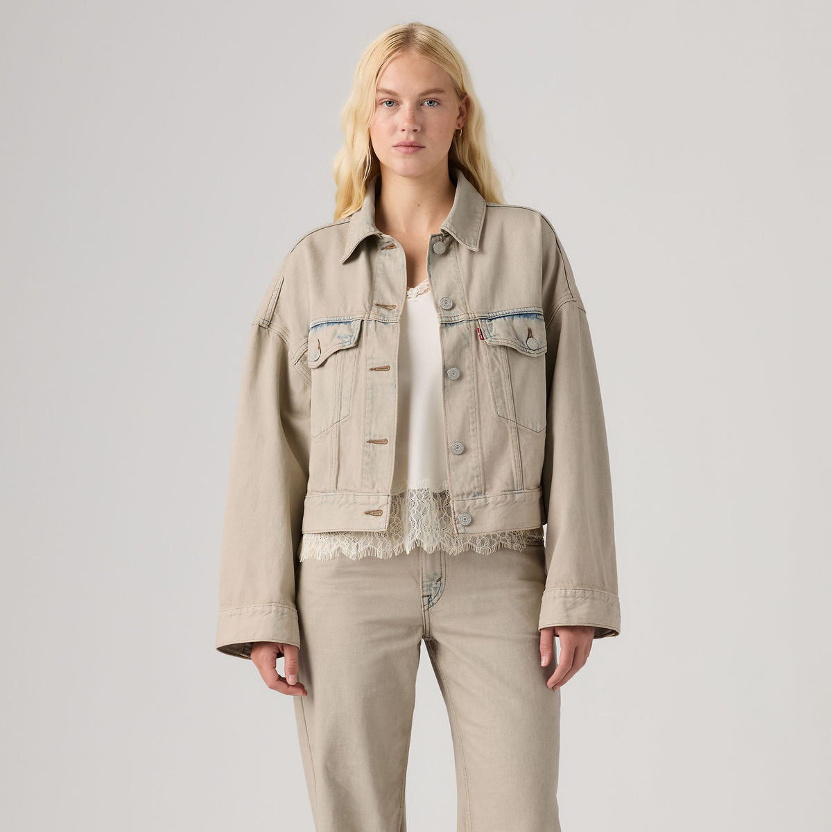 Levi's® Women's Loose Crop Trucker Jacket
