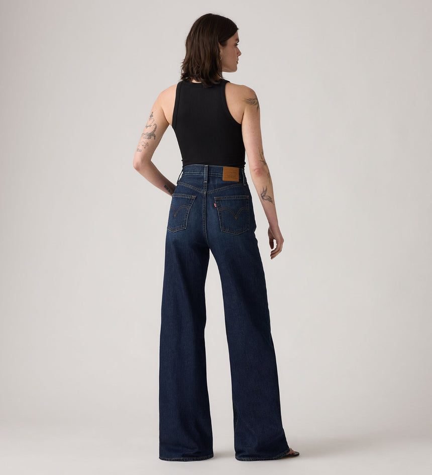 Main 2 - Levi's® Women's Ribcage Wide-Leg Jeans - A60810037