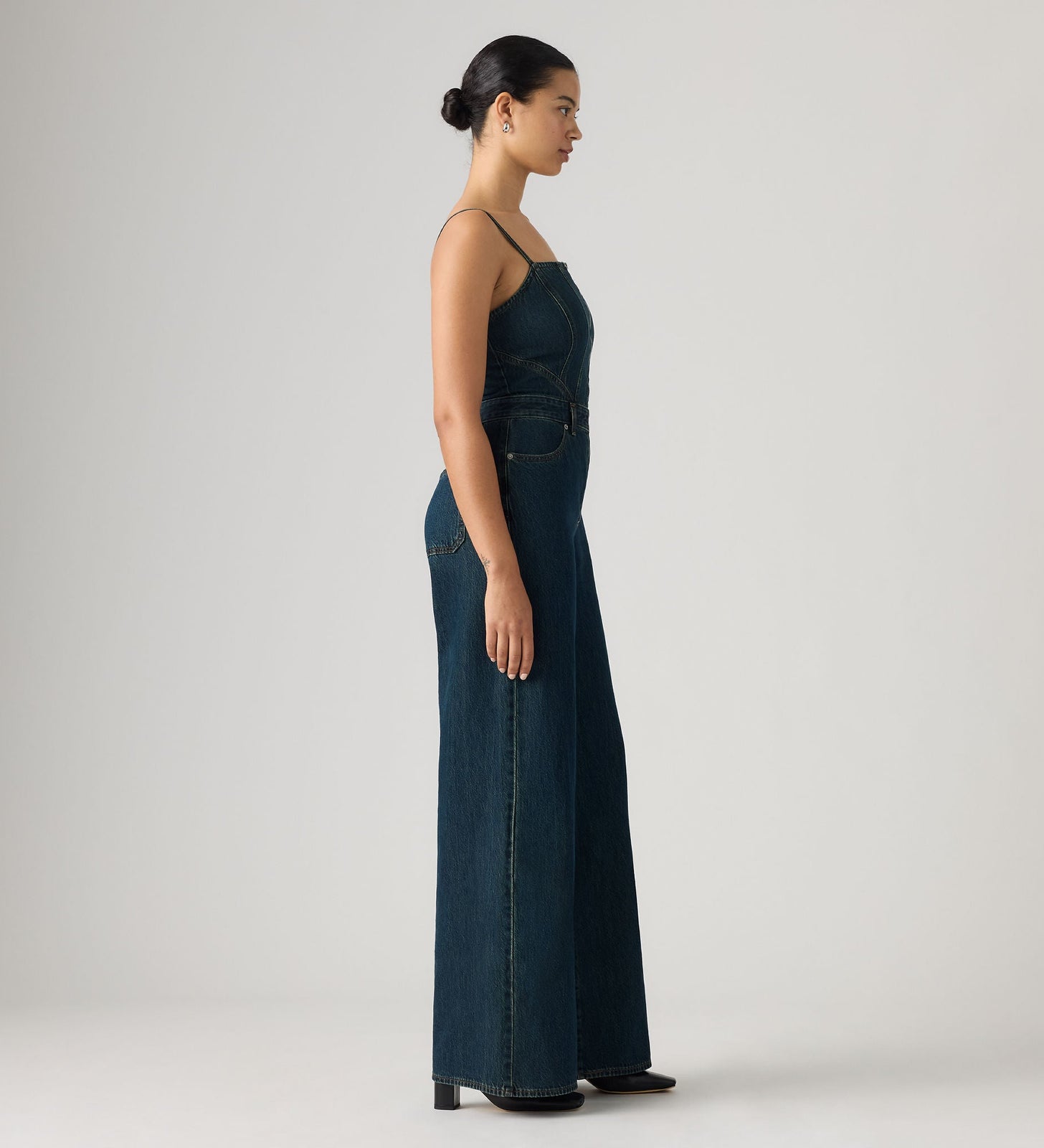 Main 4 - Levi's® Women's Seamed Jumpsuit wide-leg - 0088T0002