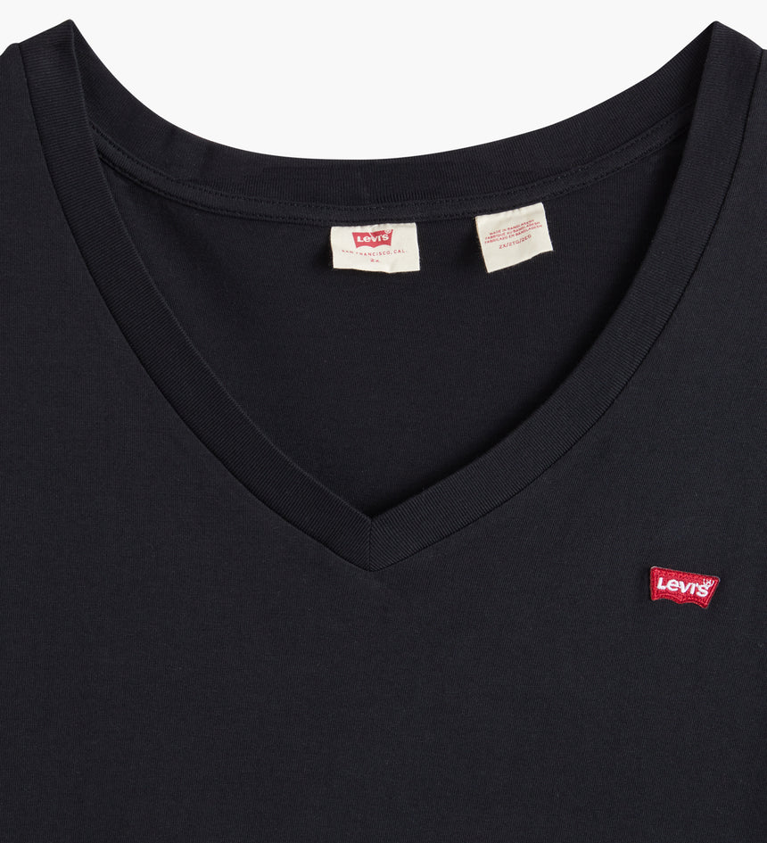 Main 7 - Levi's® Women's V-Neck T-Shirt (Plus Size) - A23230002