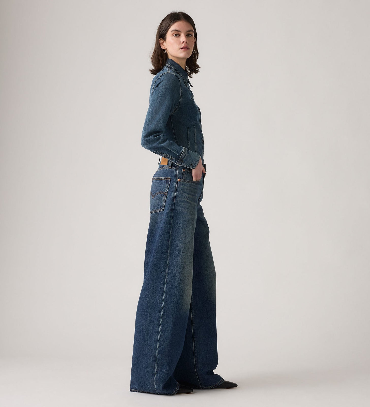 Main 3 - Levi's® Women's XL Straight Jeans - A87010030